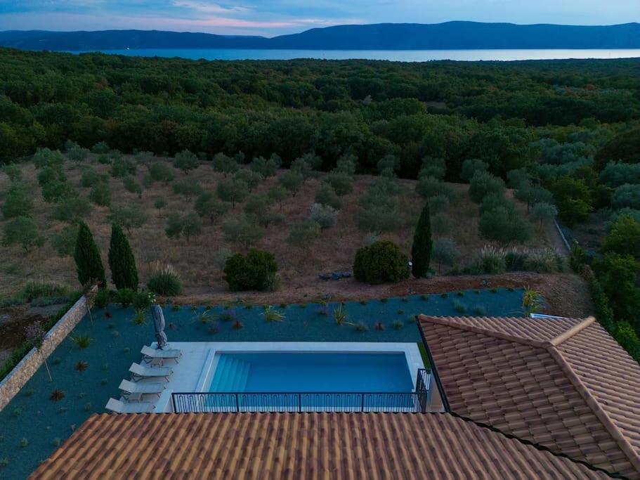 Luxury Villa Harmony With Heated Pool And Seaview Vrh  Eksteriør bilde